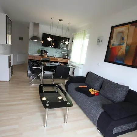 Apartment In Mit Grill Und Garten
