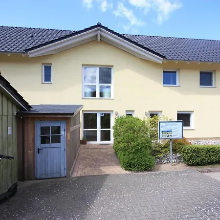 In Mit Grill Und Garten